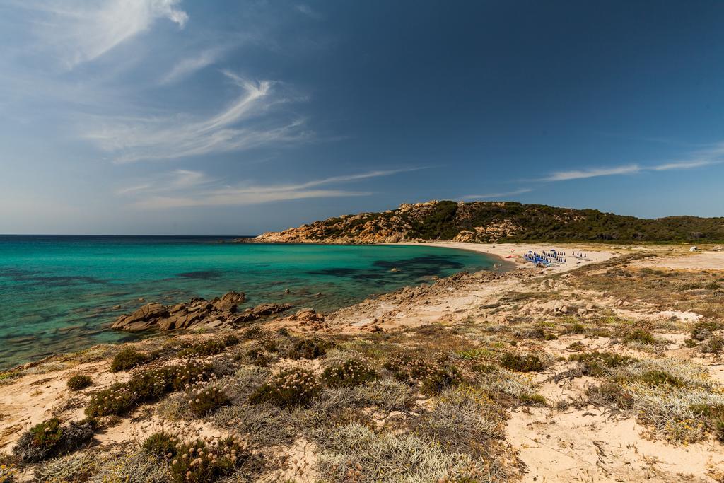 Hotel Petri Marini Aglientu Buitenkant foto